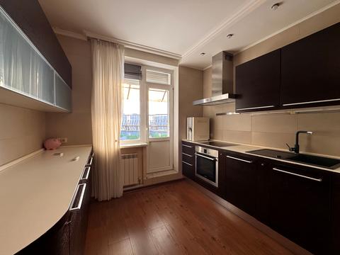 квартира за адресою В'ячеслава Чорновола вул., 20