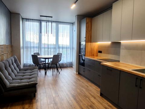 квартира за адресою Незалежності вул., 233-Б