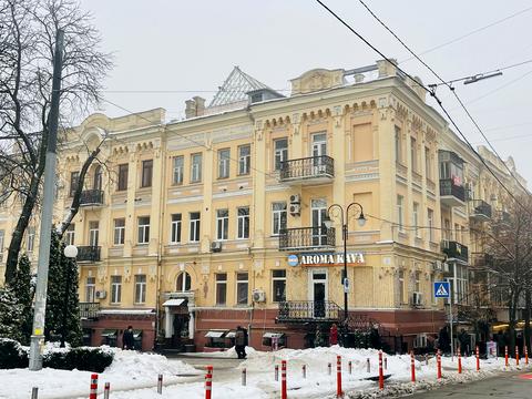 коммерческая по адресу Лисенка ул., 1