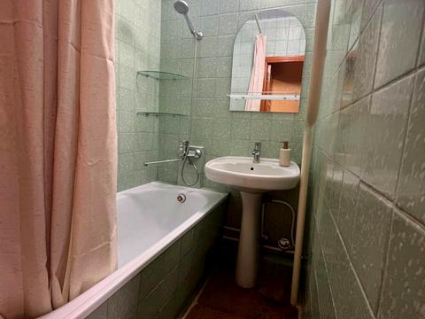 квартира за адресою Харків, Амосова вул. (Корчагінців), 25