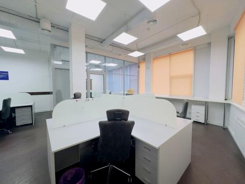 комерційна за адресою Євгена Коновальця вул. (Щорса), 44Б