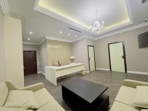 комерційна за адресою Євгена Коновальця вул. (Щорса), 44Б