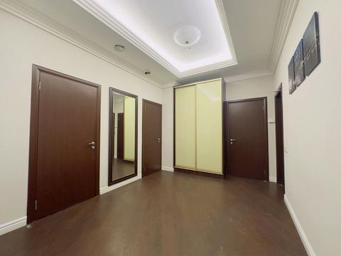 комерційна за адресою Євгена Коновальця вул. (Щорса), 44Б