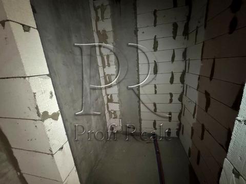 квартира за адресою Причальна вул., 10