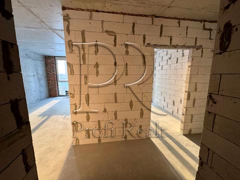 квартира за адресою Причальна вул., 10