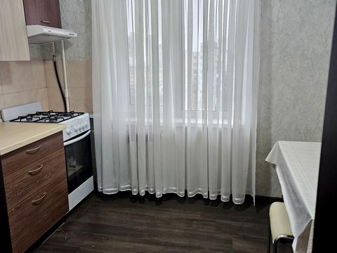 квартира за адресою Героїв полку "Азов" вул. (Маршала Малиновського), 28-Б