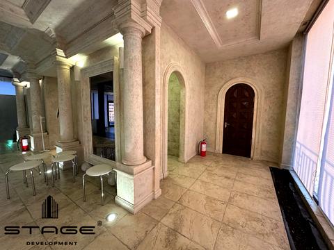 комерційна за адресою Ніни Строкатої вул. (Буніна), 10