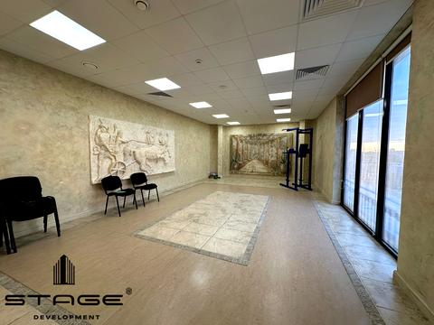 комерційна за адресою Ніни Строкатої вул. (Буніна), 10