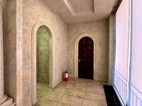 комерційна за адресою Ніни Строкатої вул. (Буніна), 10