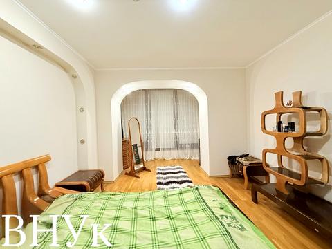 квартира по адресу Вячеслава Черновола ул. (В'ячеслава Чорновола), 26