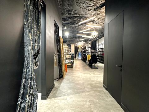 комерційна за адресою Ніни Строкатої вул. (Буніна), 10