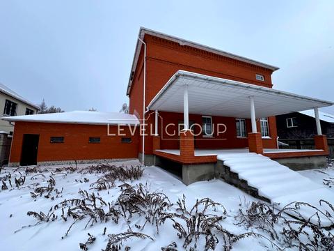 будинок за адресою Шкільна