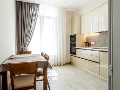 квартира за адресою Жилянська вул., 68