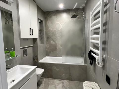 квартира за адресою Олени Теліги вул., 25