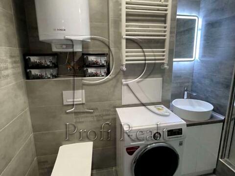 квартира за адресою Володимира Івасюка просп. (Героїв Сталінграду), 9