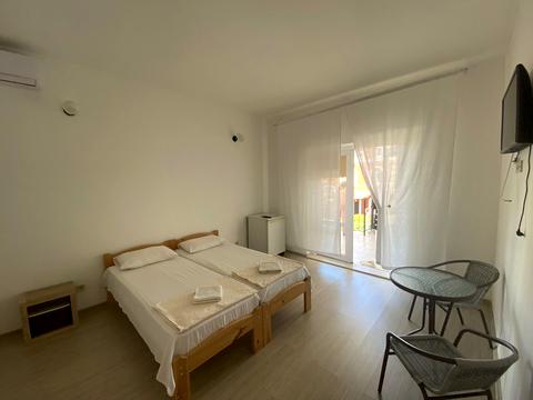 комерційна за адресою студенська, 27