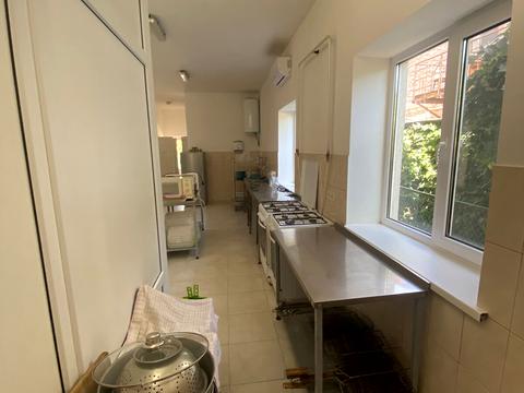 комерційна за адресою студенська, 27