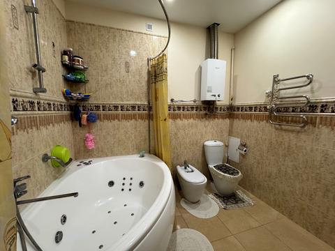 квартира за адресою Джона Маккейна вул. (Івана Кудрі), 37