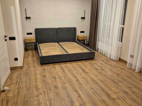 квартира за адресою Київ, Олеся Бердника вул., 1-Д