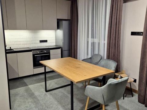 квартира за адресою Київ, Олеся Бердника вул., 1-Д