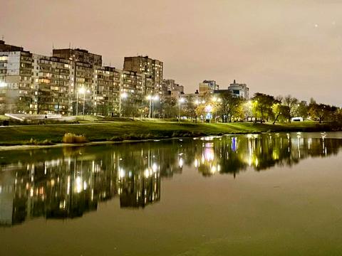 квартира за адресою Романа Шухевича просп. (Генерала Ватутіна), 4-Б