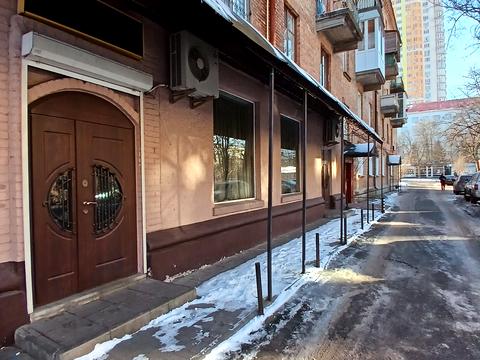 коммерческая по адресу Героїв Оборони ул., 3