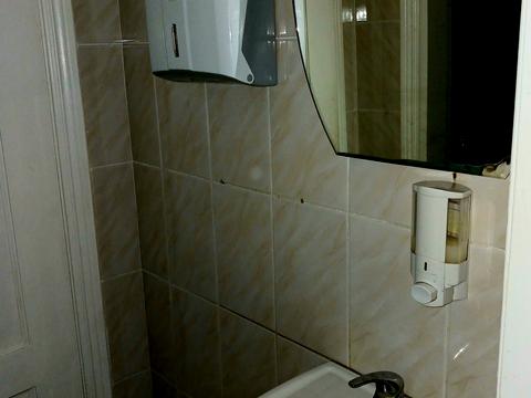 коммерческая по адресу Героїв Оборони ул., 3