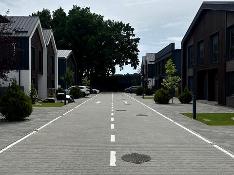 будинок за адресою Приозерна вул., 21