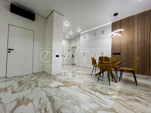 квартира за адресою Андрія Верхогляда вул. (Михайла Драгомирова), 14-А