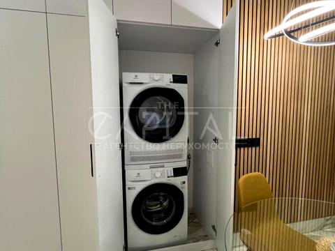 квартира за адресою Андрія Верхогляда вул. (Михайла Драгомирова), 14-А