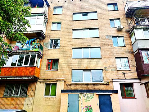 квартира за адресою Локомотивна вул., 6