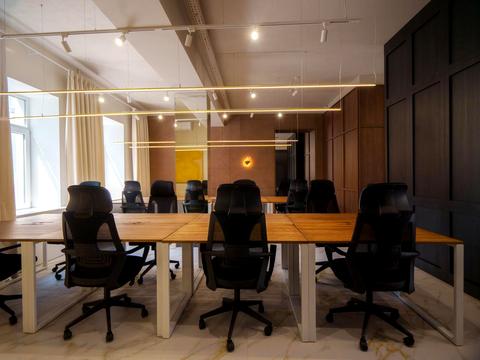 комерційна за адресою Еспланадна вул., 32в