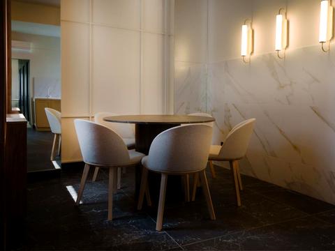 комерційна за адресою Еспланадна вул., 32в