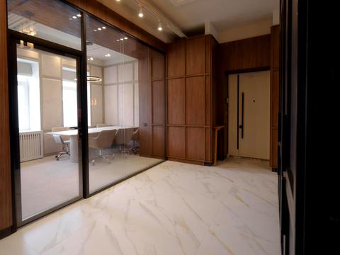 комерційна за адресою Еспланадна вул., 32в