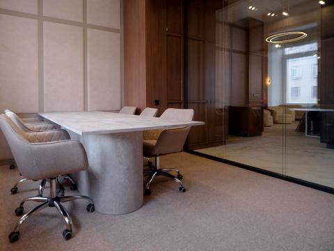 комерційна за адресою Еспланадна вул., 32в