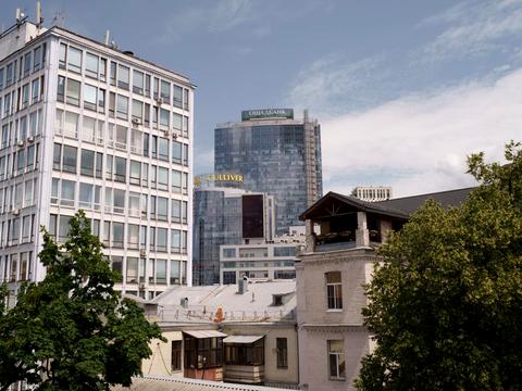 комерційна за адресою Еспланадна вул., 32в