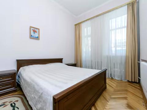 квартира за адресою Басейна вул., 3