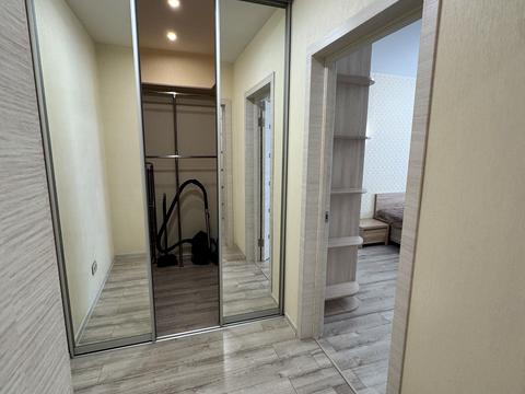 квартира за адресою Анни Ахматової вул., 24