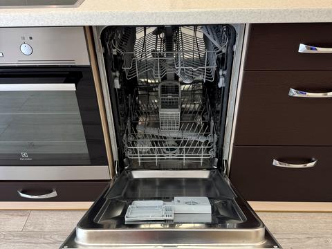 квартира за адресою Анни Ахматової вул., 24