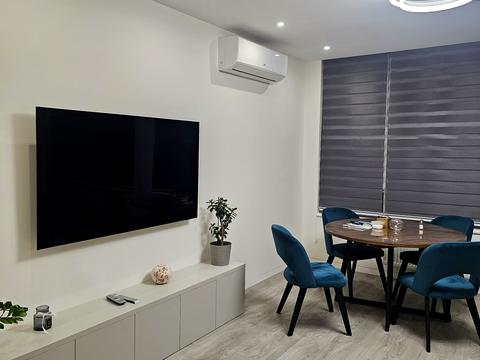 квартира за адресою Салютна вул., 2к6