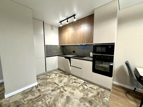 квартира за адресою Родини Крістерів вул., 14