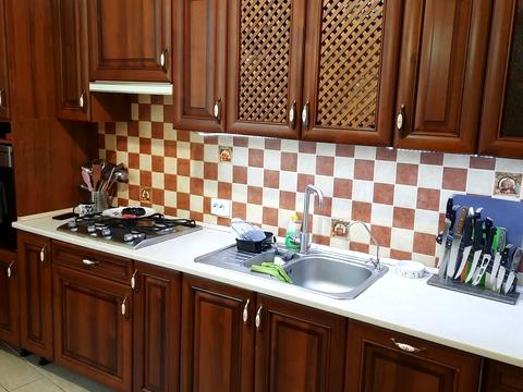 квартира за адресою Володимира Антоновича вул. (), 12