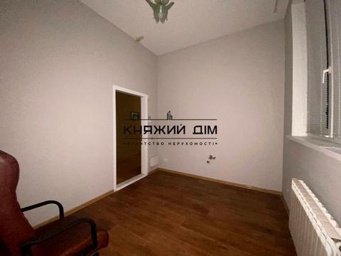 коммерческая по адресу Урловская ул., 21