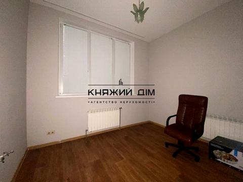 комерційна за адресою Урлівська вул., 21