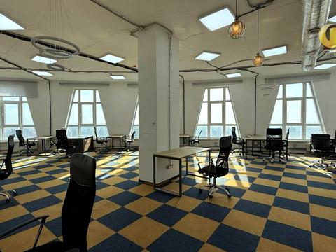 комерційна за адресою Кловський узвіз, 7