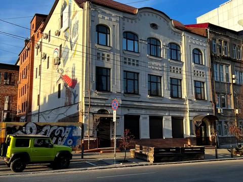 комерційна за адресою Січових Стрільців, 4