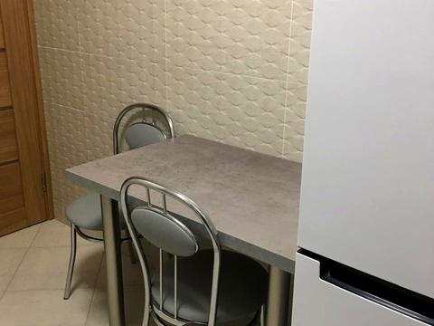 квартира за адресою Романа Шухевича просп. (Генерала Ватутіна), 30-А