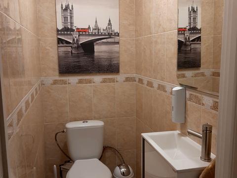 коммерческая по адресу Георгиевский пер., 2