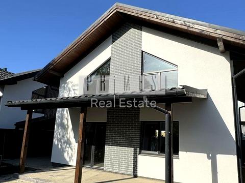 будинок за адресою Героїв Небесної Сотні вул.