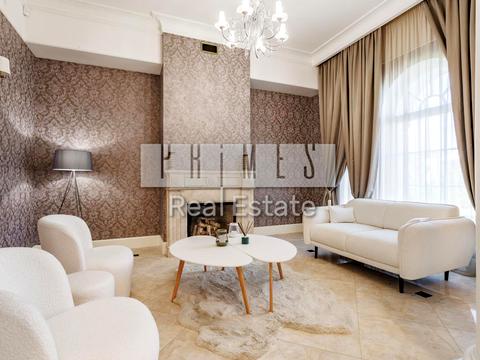 будинок за адресою с. Гатне, Абрикосова вул.